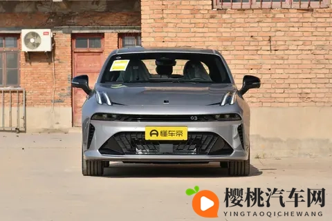 10万级运动轿车该怎么选？看这款，运动、科技、实用一应俱全-2