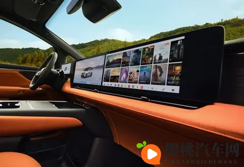别克至境世家内饰官图发布,悬浮三联屏更有面儿,轴距超3米1-3