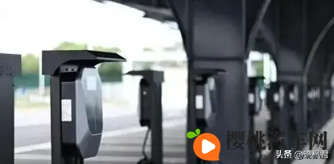 燃油车补贴突然回归，禁燃政策打脸了？官方数据藏着大秘密-3