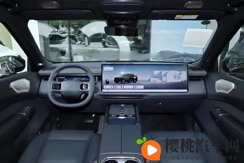 带全家自驾游,大六座SUV怎么选?深蓝S09对比领克900-1