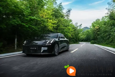 硬核配置直接拉满，领克10 EM-P稳坐杰兰路插混榜榜首-2