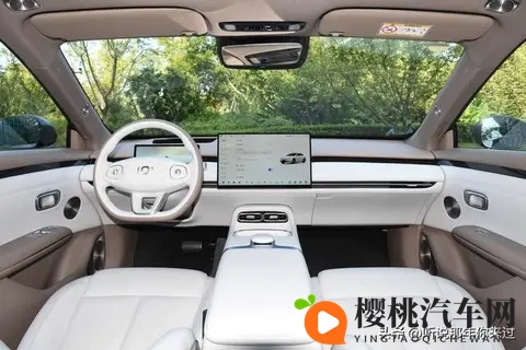 1199万起的长安启源A06,这些硬核亮点才值得你掏腰包-1