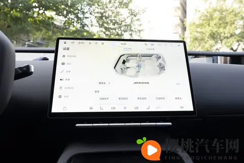 阿维塔 12 四激光版（2026 款）体验：实用配置下的豪华出行感受-2