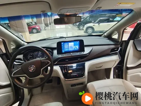 开了2年的别克GL8,11万多拿下商务接待值不值?-1