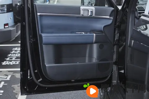 方程豹豹7:带娃出游、通勤、长途自驾,这款SUV都挺好-2