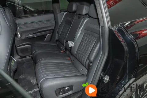 20 万级买车,这次真不用 “委屈将就” 了!2025 款星途星纪元 ET-3