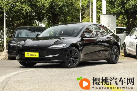 云缨裸体被 羞羞玉足：汽车内饰新潮流，奢华自然两相宜-1