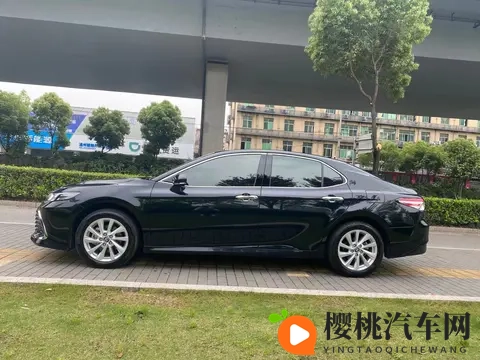 10万多拿下省心之选,21年一手丰田凯美瑞!-3