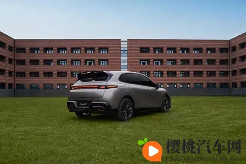 15万内没有竞品,零跑Lafa5来袭,预售才1058万起-3