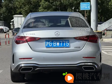 20万拿下准新奔驰C级!41万公里,体验豪华运动风-1