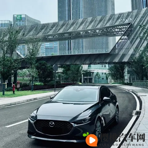 开昂克赛拉,嘴硬了3年,高速服务区被上了一课-1