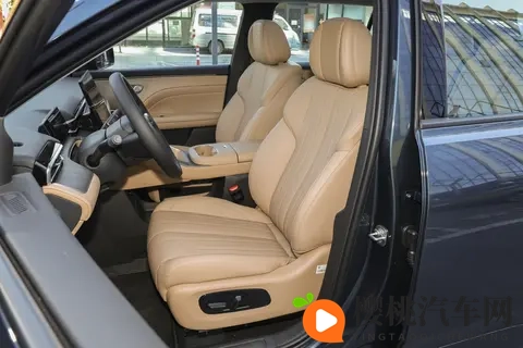 亏电油耗55L,续航1240km!AION i60增程版:20万配置竟卖12万多-1