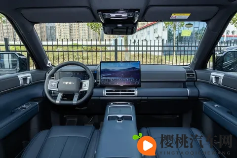 不止于家用,方程豹钛7 2025款 190KM四驱Max版的多元生活探索-3