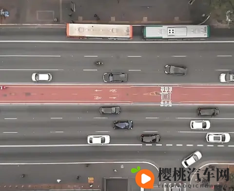 新能源时代,为何仍有半数人钟情油车?-2