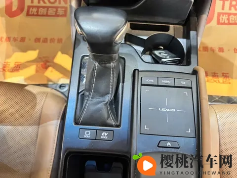 20万出头拿下雷克萨斯ES，油电混动省油代步之选-2