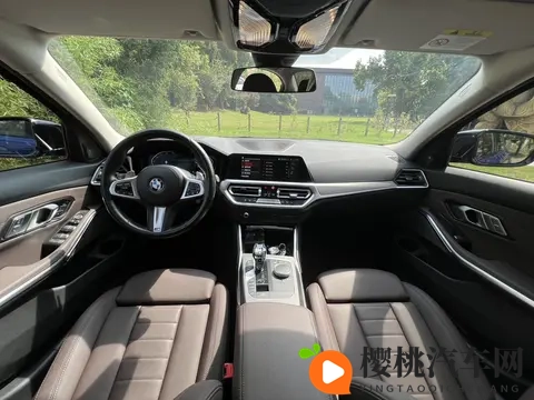 少妇厨房激情做爰69XX：少妇厨房激情烹饪，隐私泄露引热议-3