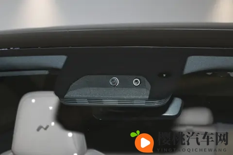 岚图泰山11月18日登场,预计售价超45万-1