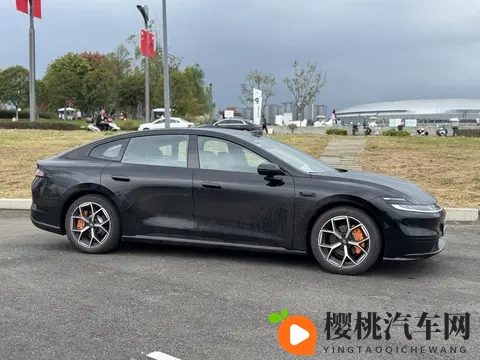 长安启源A06售1099万起,对比阿尔法S5除激光雷达还有优势吗?-1