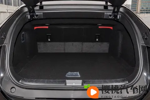 阿维塔12 2026款 Max后驱增程版实车体验:四激光+5201kWh大电池-1