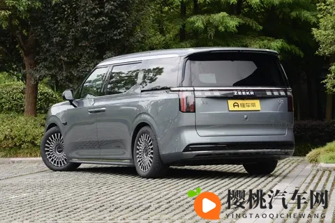 别乱买!给家人双十一的礼物,是极氪009这样的好车-1