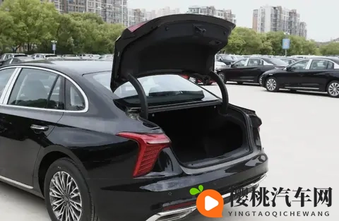 武则天三港版：豪华新车型引关注，揭秘奢华驾乘体验-3