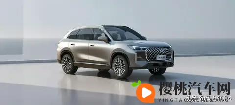 1奇瑞第五代瑞虎8配置曝光,两种前脸+19英寸轮毂,预售已开启!-1