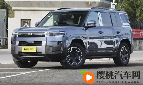 1798万起的硬核SUV，方程豹钛7为何首月销量破两万？-3