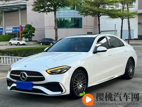 20万出头,入手准新奔驰C级,享受豪华与运动!-3