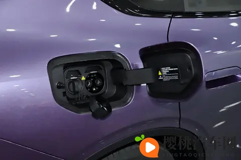 深蓝L06 2026款560Ultra激光版:均衡配置,值得一看-2