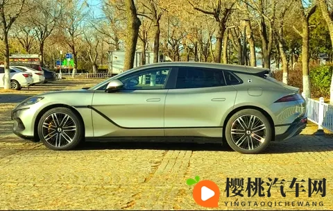 买不起仰望U7,买一辆腾势Z9GT也不错!-3