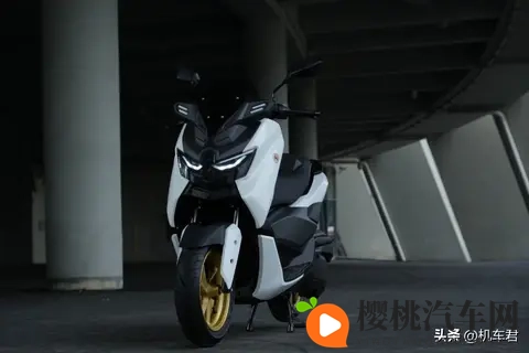 广建雅-诺维娜M6，M9发布-3