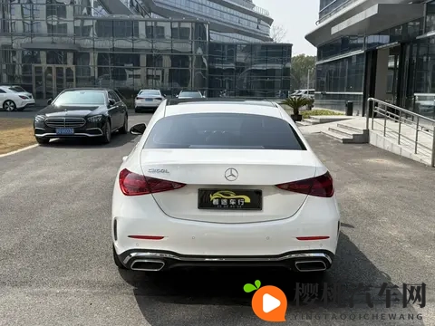 23万拿下准新奔驰C级,一手车况,体验豪华质感!-1