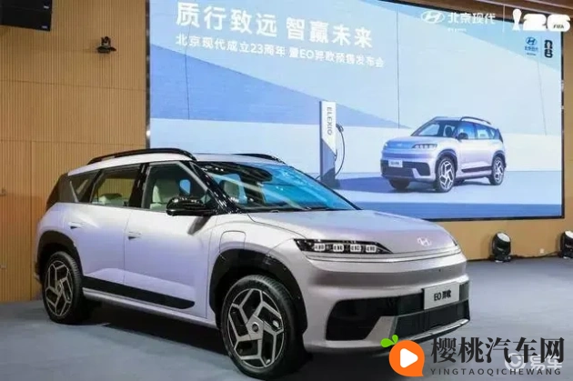 亭亭玉立国色天香:汽车界的艺术品:外观惊艳,性能卓越-1