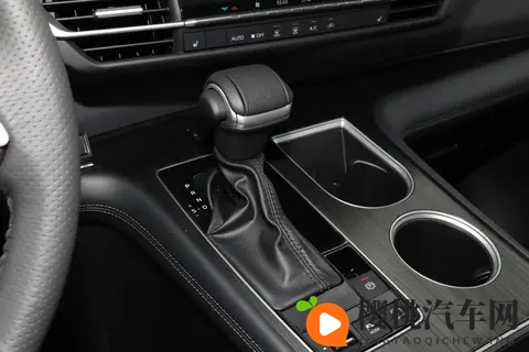 丰田格瑞维亚,三款两驱配置怎么选?-2