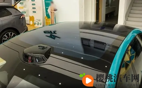 智美兼得, 操控随行, 东风奕派eπ007+试驾体验:15万级智美轿跑-3