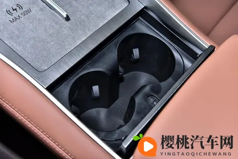 腾势N8L上市：家庭大六座SUV，不止理想问界可选-3