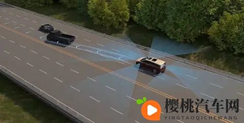 试驾26款岚图梦想家PHEV：30万级MPV，均衡才是王道-3