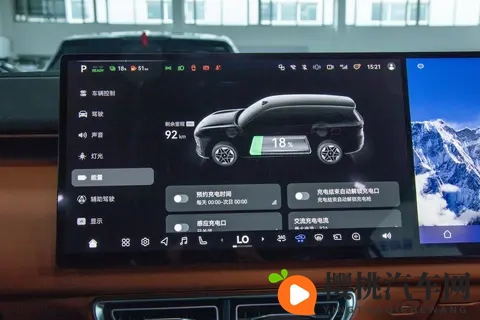 破局者之姿:深蓝S09,7个行李箱塞不满,“移动智慧空间”不虚传-3