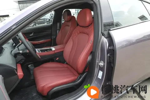 均衡实用之选:2025 款星纪元 ES 增程版 Plus 舒适智享体验-1