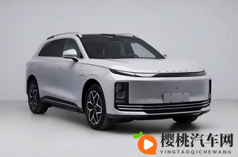 比星纪元ET大!星途ET7轴距3米,四驱版353千瓦,价格或下探15万-1