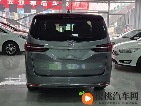 三年别克GL8陆上公务舱,13万不到,宜商宜家的好选择?-3