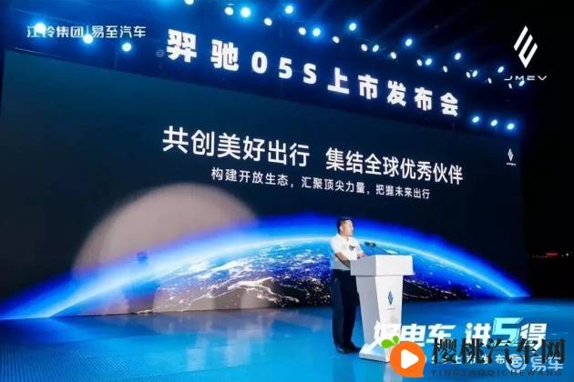 Chinese体育生自慰XXX:中国运动员私密行为引发争议-1