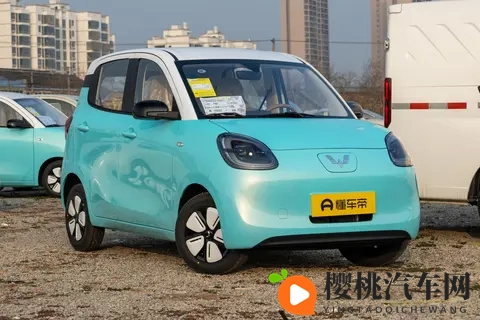 2025 款五菱宏光 MINIEV 购车手册：三款车型详细对比-2