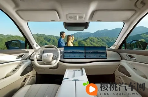 将界2精彩片段：科技革新！未来汽车引领潮流解析-2