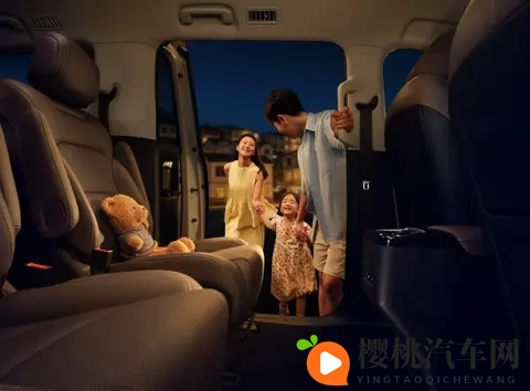 五菱星光730上市 提供三种动力 售73万元起-1