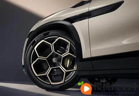 车长5米,轴距3米多,环抱式座舱,L2++级辅助驾驶,就等新车了!-2