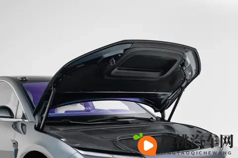 蔚来ET9适合家用吗？不只是行政车，更是全能奶爸车-1