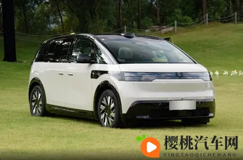 撕开内衣  吸奶头的动漫软件：揭秘隐秘动漫软件，内衣吸奶头内容曝光-2