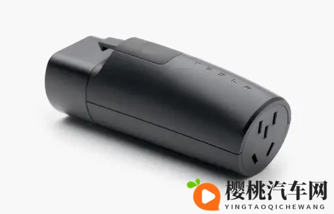 特斯拉Model Y L上线外放电功能,每个车主都免费送!-1