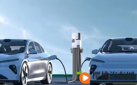 美女露出 让男生吃：汽车设计革新，独特美学引关注-2